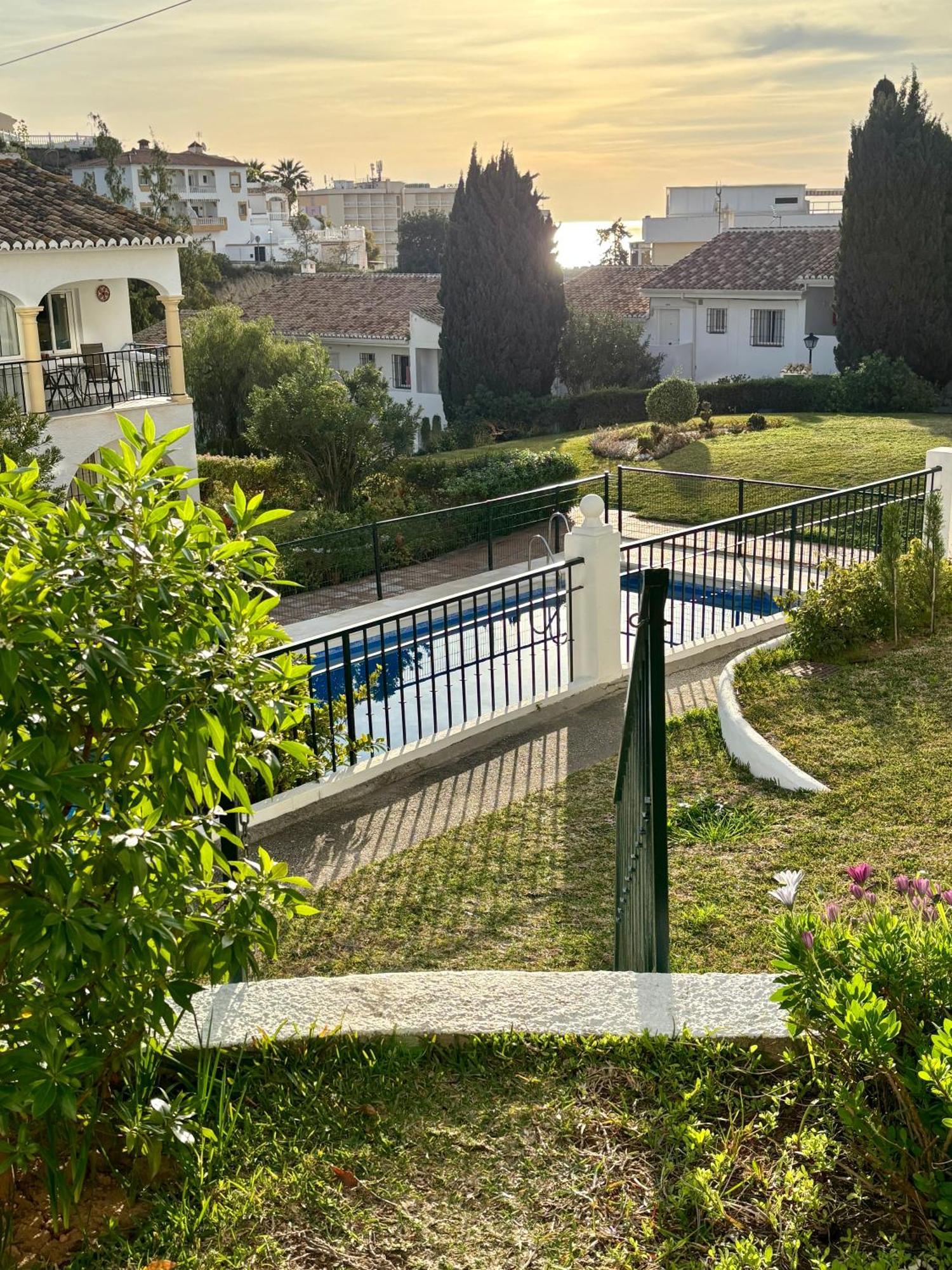 Lux 2 Kmr App Stella Blanca Met Zwembaden Airco En Zeezicht Lägenhet Fuengirola Exteriör bild